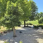 Lumineux Avec Jardin Clos Et Parking - Fr-1-616-495